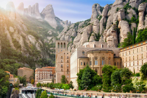 Kloster Santa Maria de Montserrat in Katalonien, Spanien - Vino Culinario