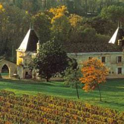 Ein Château in der französischen Weinbauregion Bordeaux - Vino Culinario